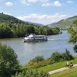 Inselblick In Traumlage Mit Balkon Und Panoramablick Appartement *
