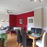 Inselblick In Traumlage Mit Balkon Und Panoramablick Appartement *