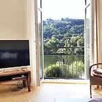 Inselblick In Traumlage Mit Balkon Und Panoramablick * Zell