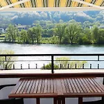 Appartement Inselblick In Traumlage Mit Balkon Und Panoramablick