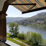 Inselblick In Traumlage Mit Balkon Und Panoramablick *
