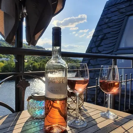 Inselblick In Traumlage Mit Balkon Und Panoramablick *