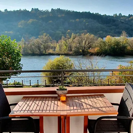 Inselblick In Traumlage Mit Balkon Und Panoramablick شقة