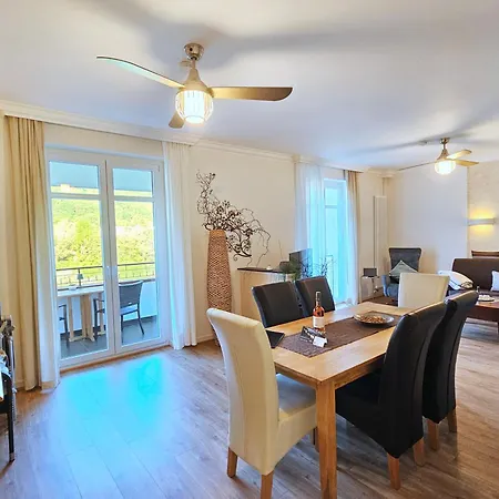 Apartmán Inselblick In Traumlage Mit Balkon Und Panoramablick Zell an der Mosel