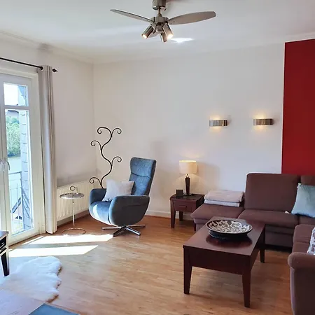 Inselblick In Traumlage Mit Balkon Und Panoramablick Apartmán Zell an der Mosel