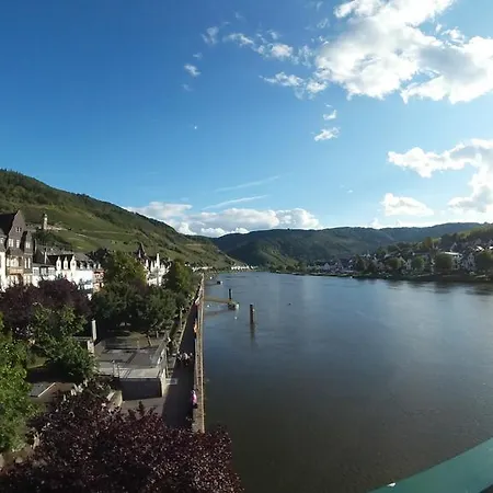 Appartement Inselblick In Traumlage Mit Balkon Und Panoramablick