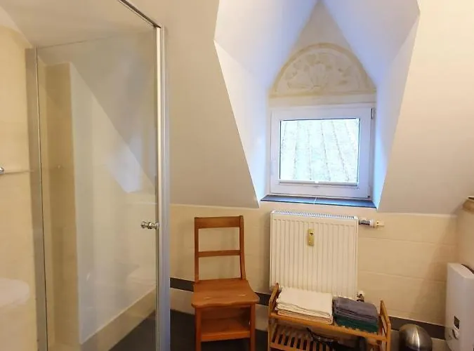 Inselblick In Traumlage Mit Balkon Und Panoramablick Zell