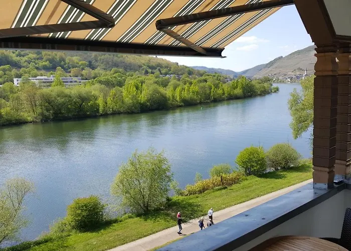 Appartement Inselblick In Traumlage Mit Balkon Und Panoramablick