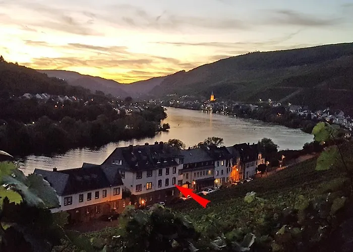 Inselblick In Traumlage Mit Balkon Und Panoramablick Apartmán