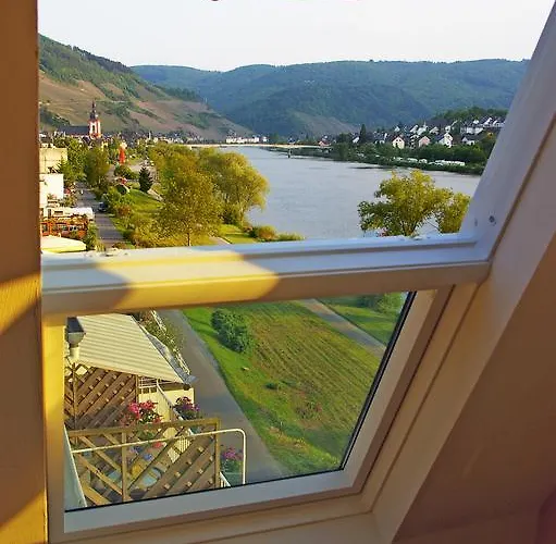 Apartmán Inselblick In Traumlage Mit Balkon Und Panoramablick Zell an der Mosel