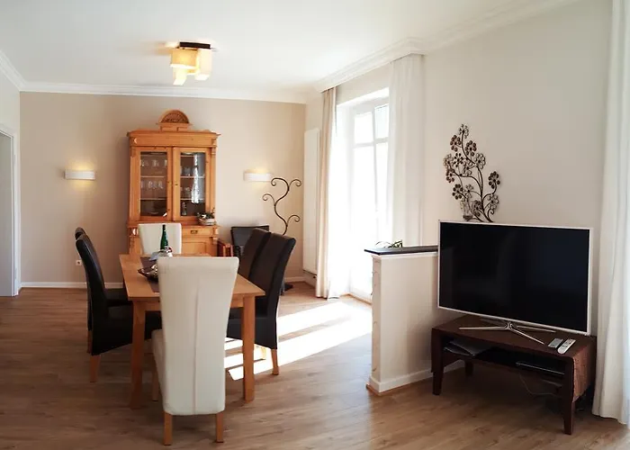 Inselblick In Traumlage Mit Balkon Und Panoramablick Appartement