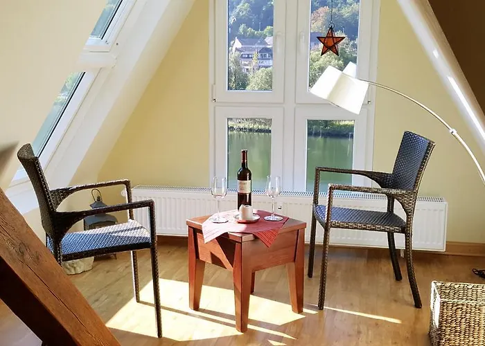 Inselblick In Traumlage Mit Balkon Und Panoramablick Zell