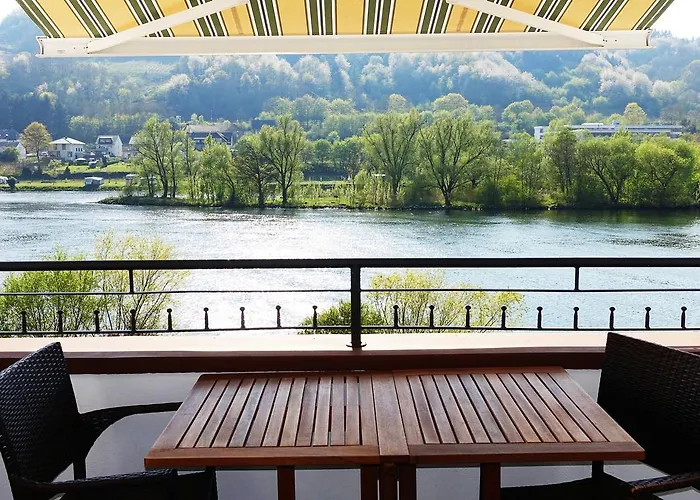 Appartement Inselblick In Traumlage Mit Balkon Und Panoramablick