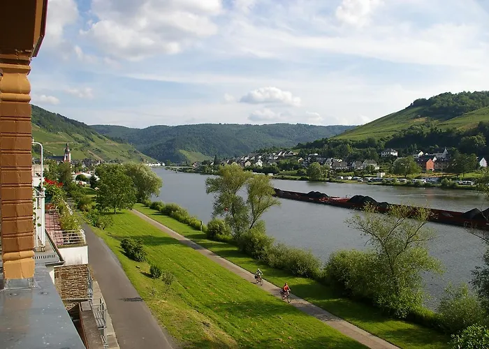 Inselblick In Traumlage Mit Balkon Und Panoramablick Appartement *